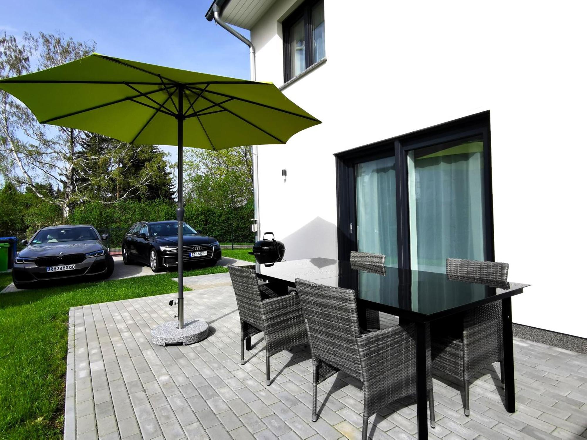 Bohnapartments Haus Zocheblick - 2 Kostenlose Parkplaetze - Sehr Ruhig - 4 Schlafzimmer - Neubau - Vollausstattung - Wlan Hoppegarten Exterior foto