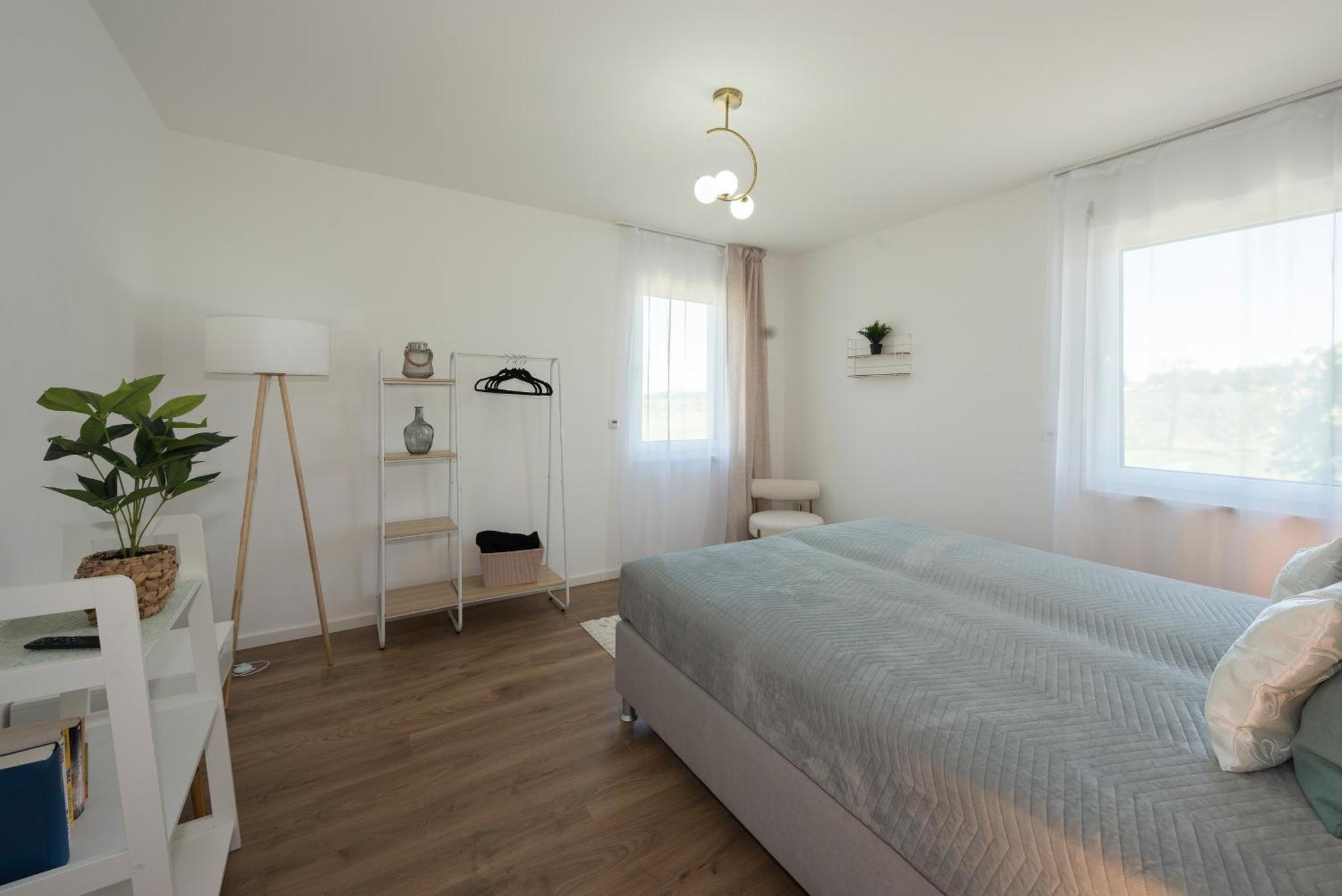 Bohnapartments Haus Zocheblick - 2 Kostenlose Parkplaetze - Sehr Ruhig - 4 Schlafzimmer - Neubau - Vollausstattung - Wlan Hoppegarten Exterior foto